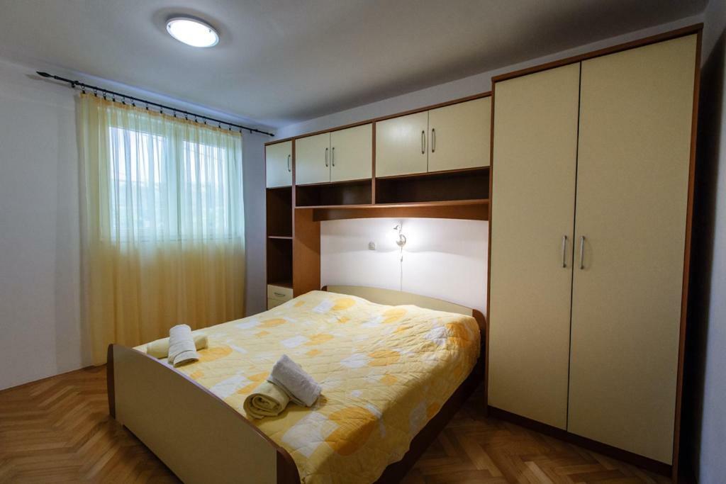 Apartmani Maris II Palit 外观 照片