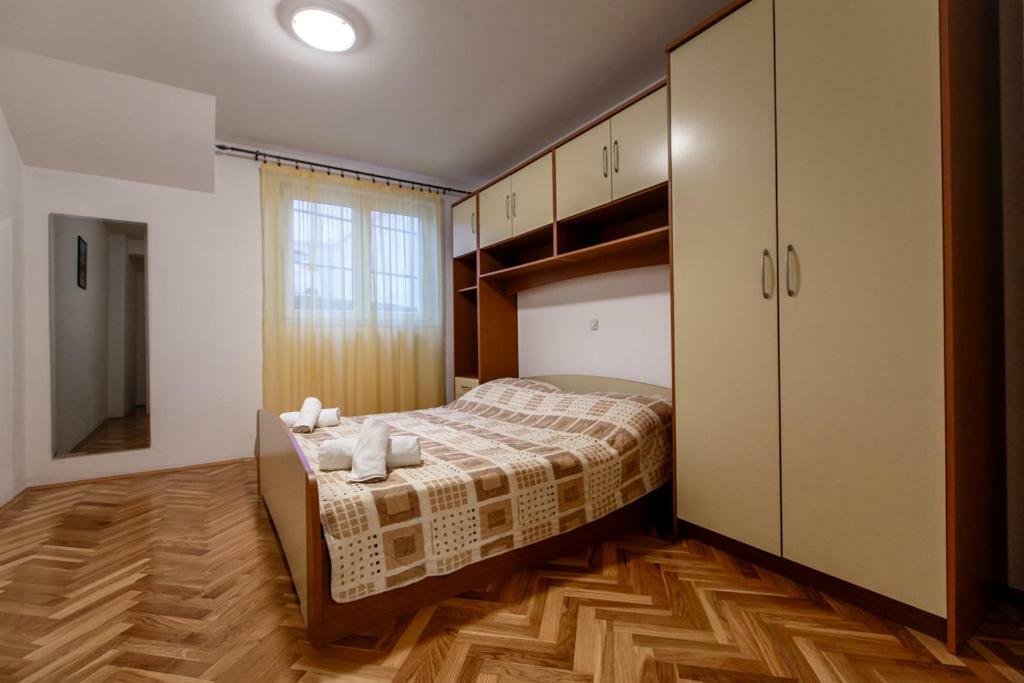 Apartmani Maris II Palit 外观 照片